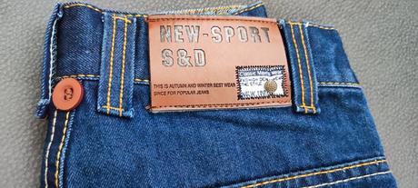 Fešácke chlapčenské rifle, 128