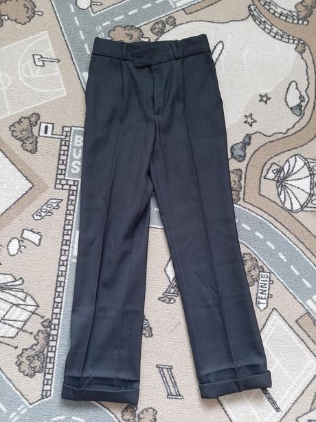 Nohavice s pukmi, 134