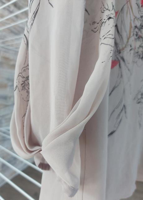 Kvetinová blúzka, 38