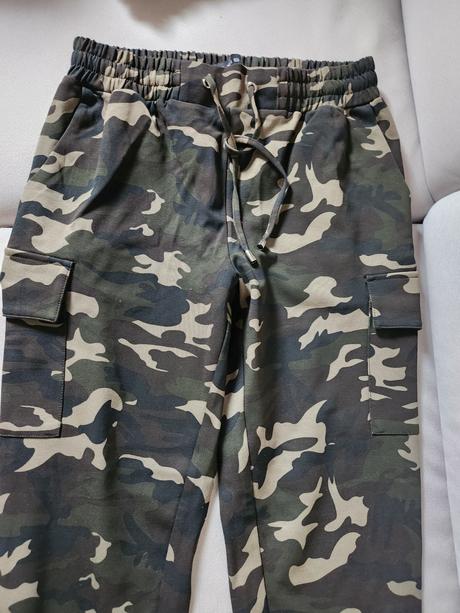 Dámske tepláky, amisu,36