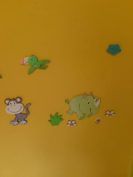 Drevené dekorácie na stenu afrika,