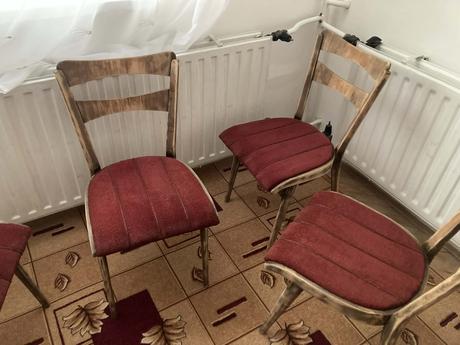 Stol jedálenský rozkladací +4 x stolička,, 