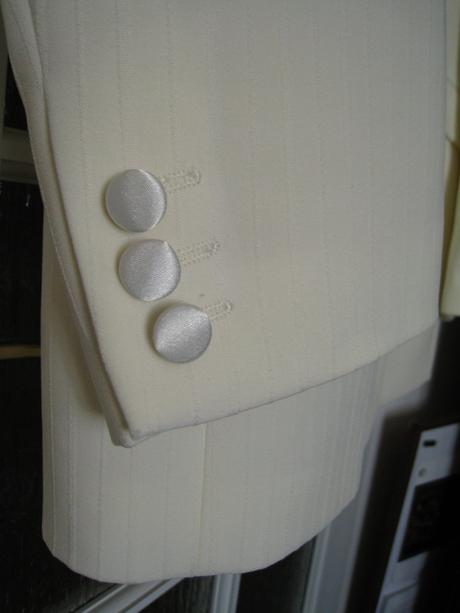 Bunda kožená, vesta, biely oblek a ine, xl