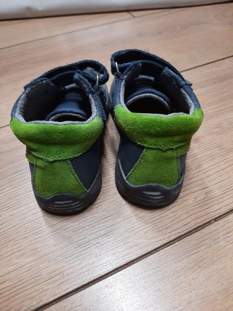 Topánky, slovobuv,25