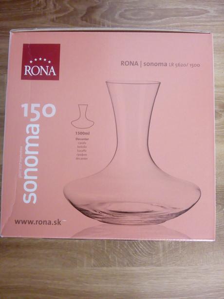 Karafa na červené víno, 