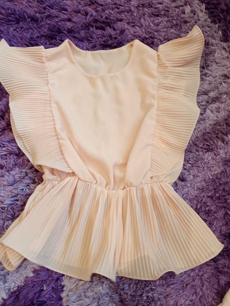 Nádherný komplet, 158