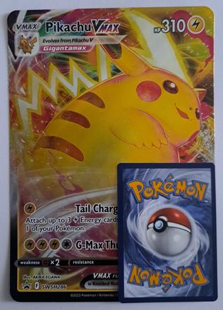 Pokémon jumbo karta pikachu, 