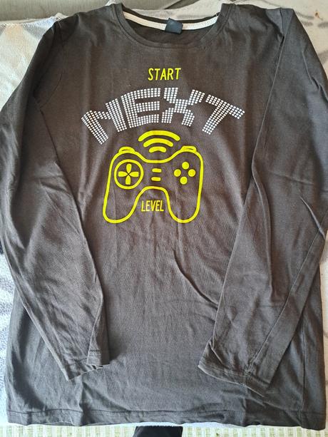 Chlapčenské tričká, 152