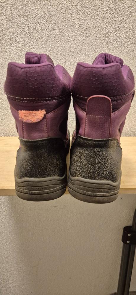 Snehule, protetika,37