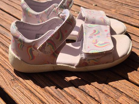 Sandálky s jednorožcom, next,24