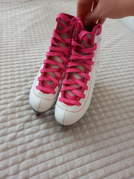 Ľadové korčule, 31