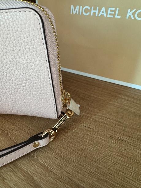 Michael kors kožená wristlet peňaženka, michael kors