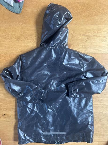 Zateplena bunda do dazdu, 152