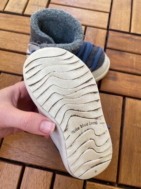 Čižmičky little blue lamb, little blue lamb,23