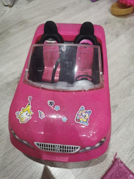 Barbie kabriolet,