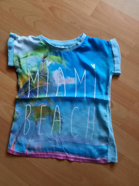 Dievčenské tričká, 98