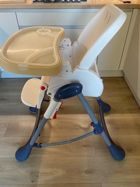 Detská jedálenská stolička touragoo candy plus, 