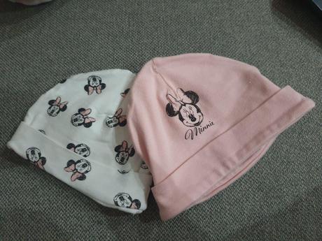 2x čiapka, disney,68