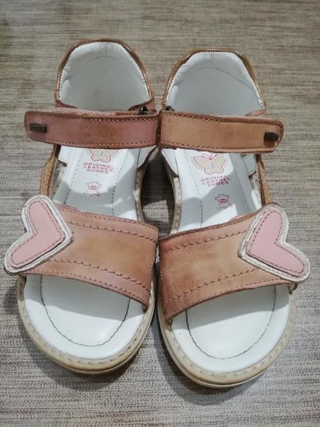 Sandalky, lasocki,26