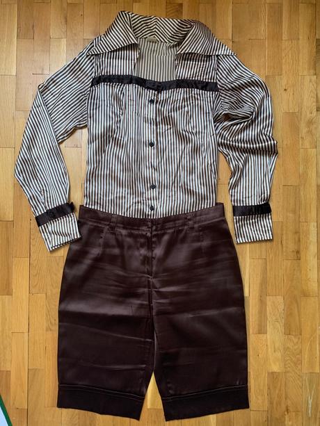 Čokoladovohnedé kraťasy, l