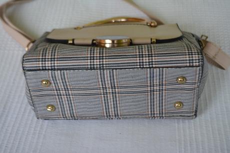 Kabelka púdrovo-kockovaná, do ruky aj crossbody,