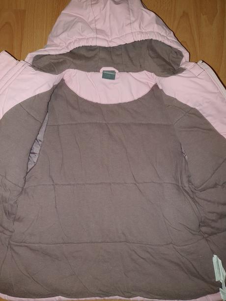 Vetrovka v. 92, coccodrillo,92