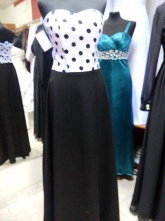 Spoločenské šaty vo veľkosť s/m, m / s