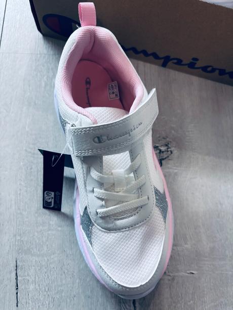 Nové tenisky, champion,35