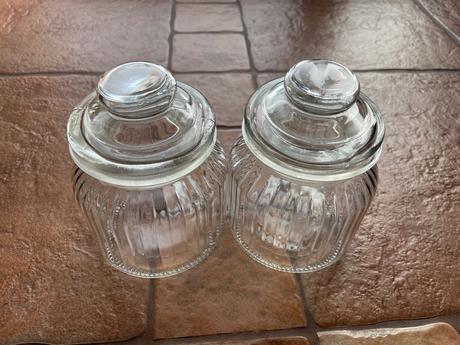 Sklenené dozicky na čaj, koreniny,