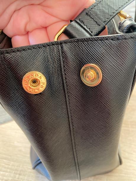Original prada saffiano lux galleria double zip, prada