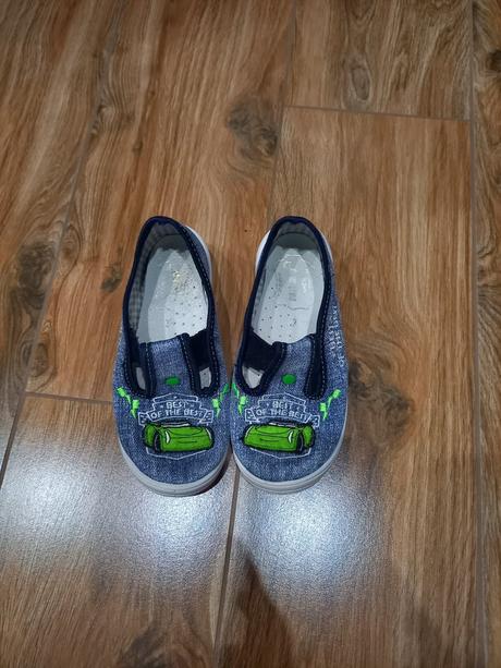 Papučky, nazo,27