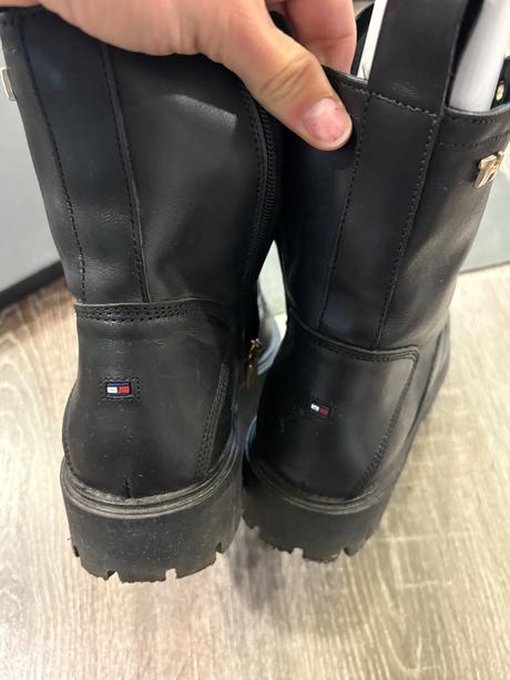 Tommy hilfiger štylove členkove kožené topanky č.3, tommy hilfiger,37