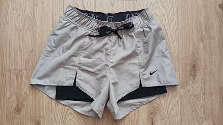 Šortky nike s, nike,s