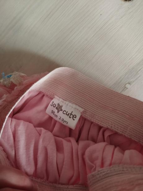 Tylové sukne spolu, benetton,98