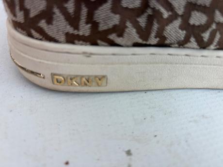 Dkny znackove tenisky 37m, 37