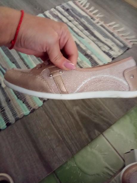 Tenisky, deichmann,37