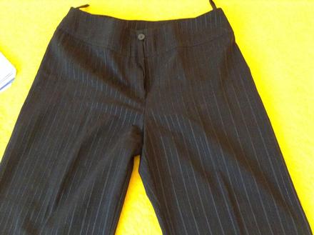 Cierne s ligotavymi pasikmi, vel. 38, m