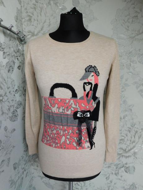 Pekny damsky pulover, 36
