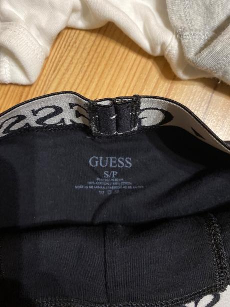 4 boxery guess, guess,s