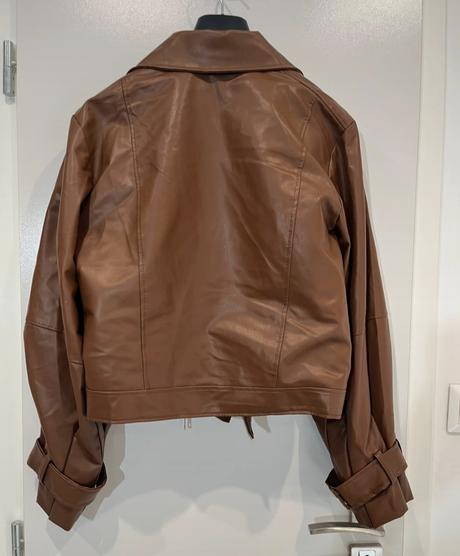 Koženková bunda, s