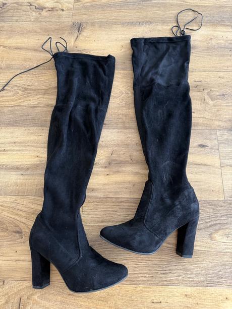 Čierne čižmy nad kolena, 37