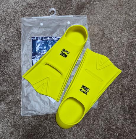 Born to swim plutvy, 