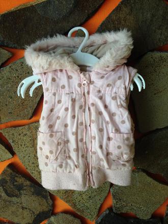 Krásna vestička, cherokee,74