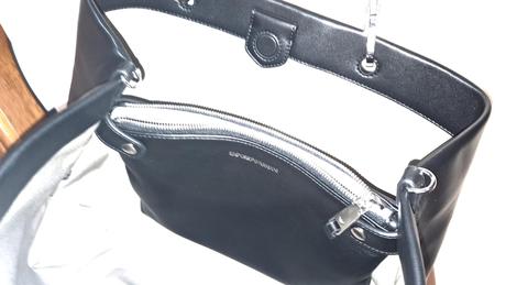 Čierna kabelka emporio armani,