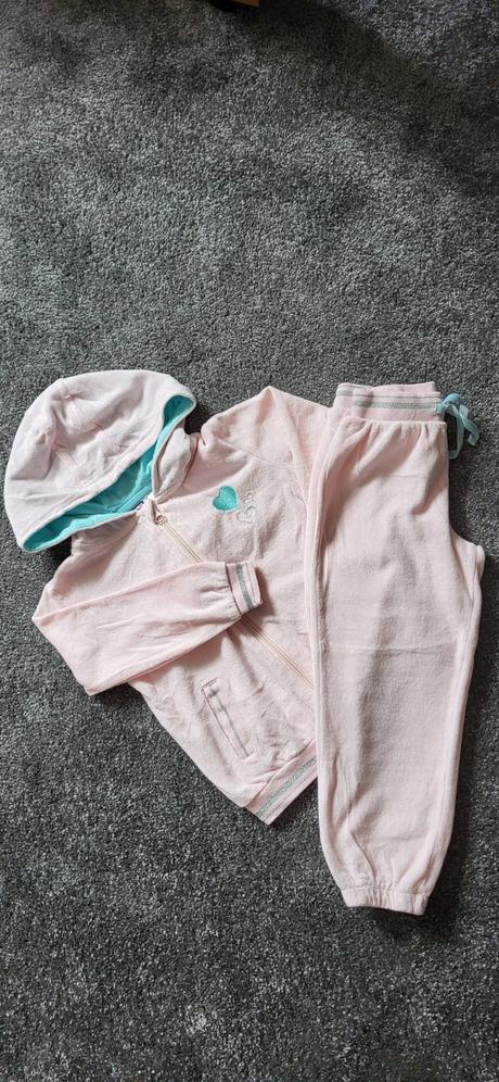 Velurová súprava, lupilu,98