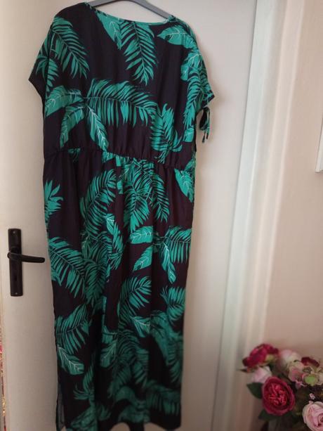 Zelenocierne saty, 5xl