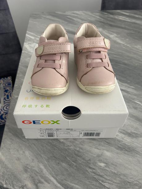 Topánočky a papučky, rak,<17