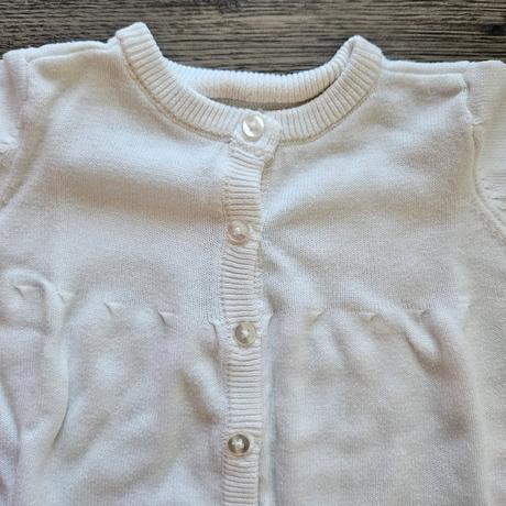 Biely svetrík na gombíky 68, sinsay,68