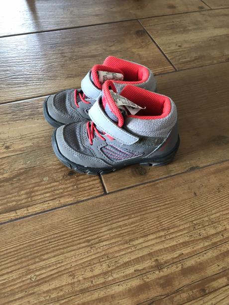 Turistické prechodne topanky, quechua,24