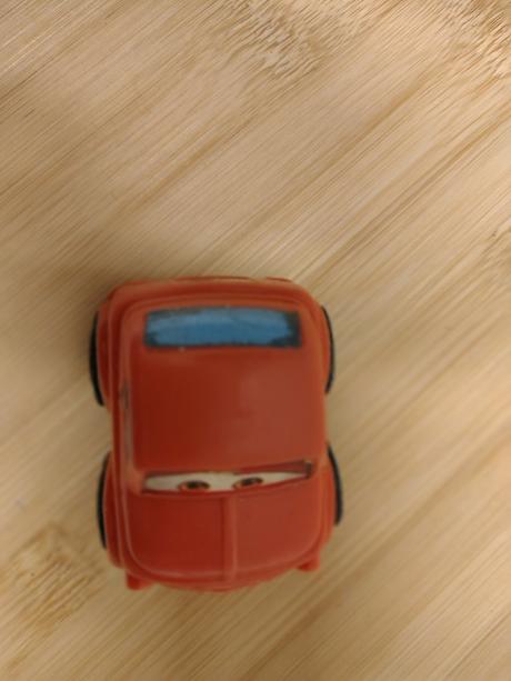 Autíčko luigi, plastový model, 6 cm,